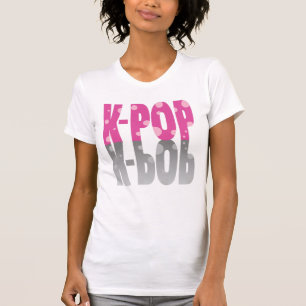 Camiseta K-Pop con puntos y sombra en rosa
