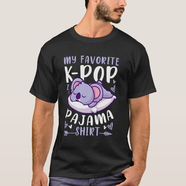 Camiseta K-Pop Music Sleeping Koala K-Pop Pajama Tee (Anverso)