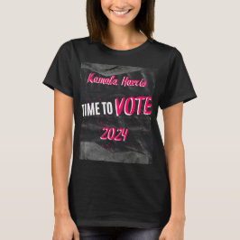 Camiseta Kamala Harris T-Shirt. Negro con fuente rosa.