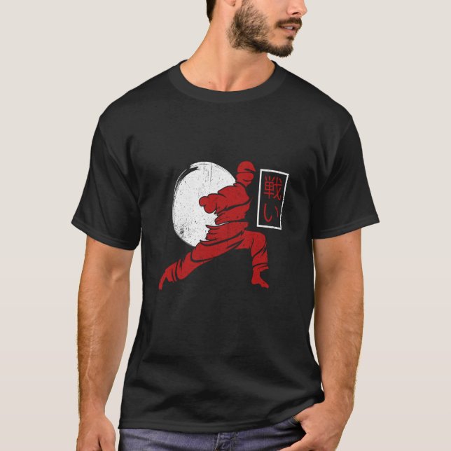 Camiseta Karate Fighter Karate Pose Karate Kick (Anverso)