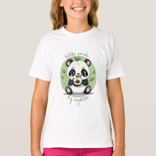 Camiseta Kawaii Cute Baby Panda Comer Aguacate