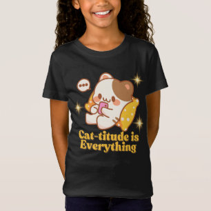 Camiseta Kawaii de diseño animado de gato a altura