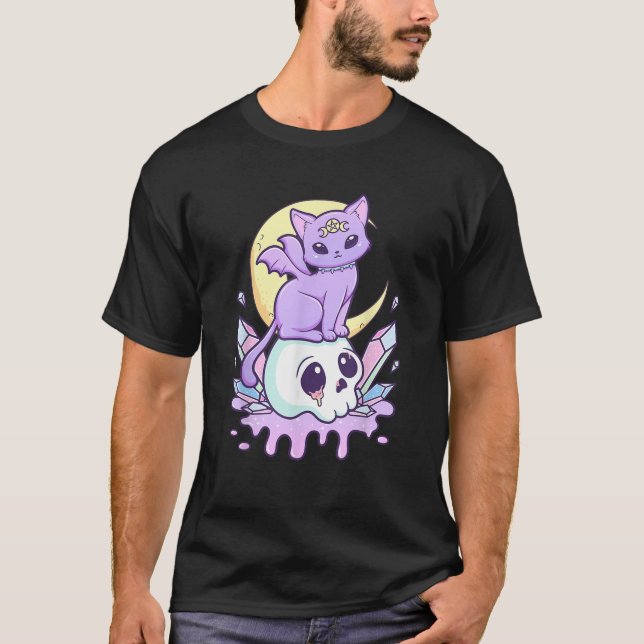 Camiseta Kawaii Pastel Goth Cute Scary Witchy Cat and Skull (Anverso)