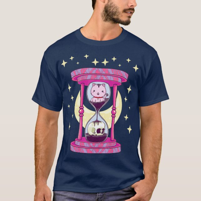 Camiseta Kawaii Pastel Goth Hourglass with Cat Skull Goth (Anverso)