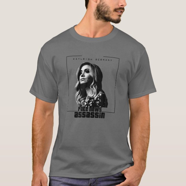 Camiseta Kayleigh McEnany Fake News Assassin (Anverso)