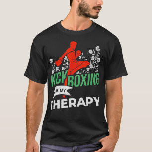 Camiseta Kickboing es mi terapeuta luchadora de artes marci