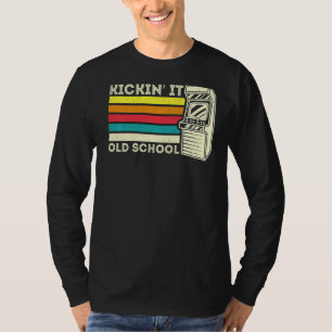 Camiseta Kickin 'Old Retro 80's Arcade Video Gaming Gamer P