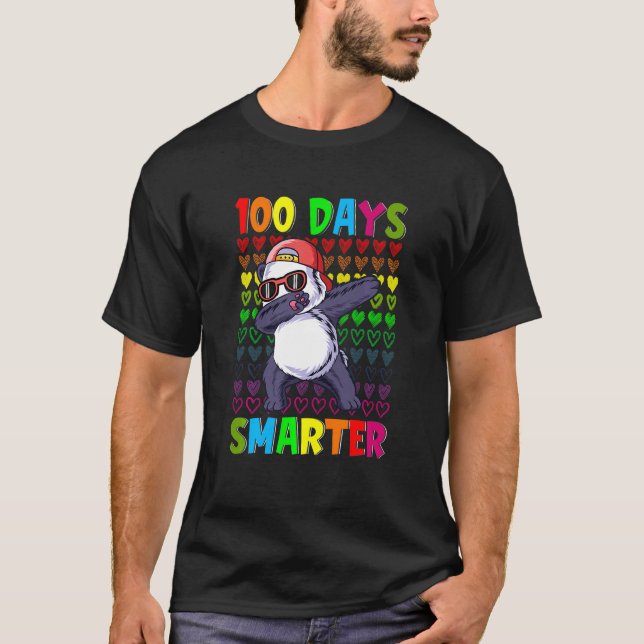 Camiseta Kids 100 Days Smarter Hearts Dabbing Panda 100th D (Anverso)