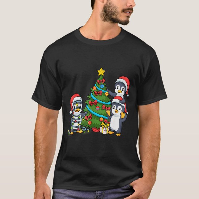 Camiseta Kids Christmas Penguin Christmas Tree Lights Baubl (Anverso)