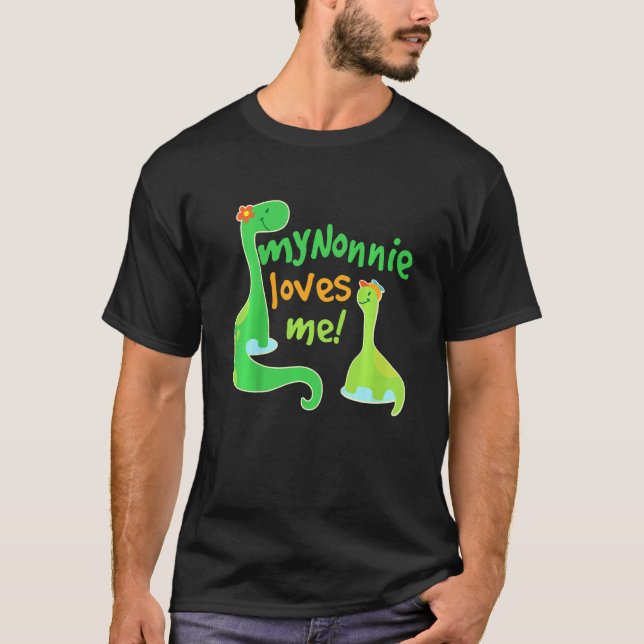 Camiseta Kids My Nonnie Me Ama Abuelo Dinosaurio (Anverso)