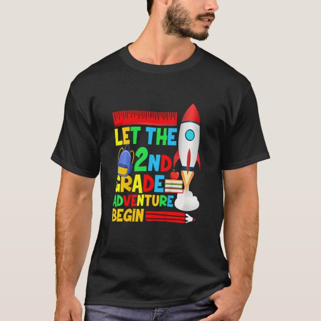 Camiseta Kids Second Grade Let The 2nd Grade Adventure Begi (Anverso)