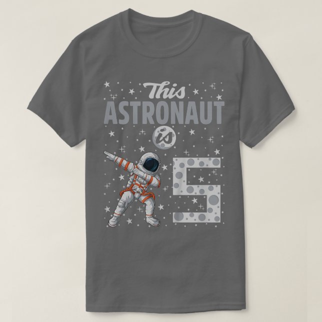 Camiseta Kids This Astronaut Is 5 Dabbing Astronaut 5th Bir (Diseño del anverso)