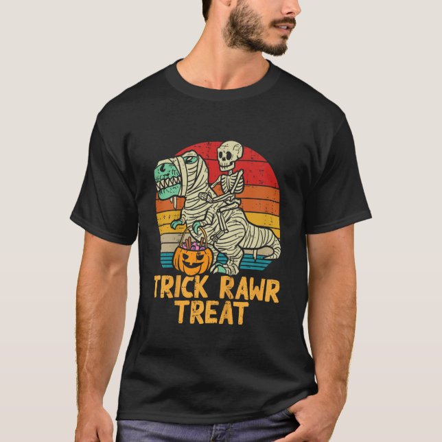 Camiseta Kids Trick Rawr Treat Skeleton Trex Dino Toddler B (Anverso)