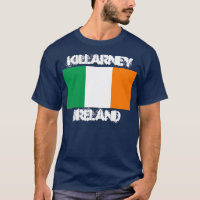 Killarney, Irlanda con bandera irlandesa