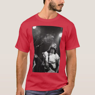 Camiseta Kim Deal tocando la guitarra