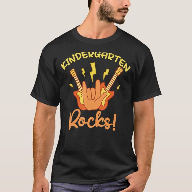 Camiseta Kindergarten Rocks (Anverso)