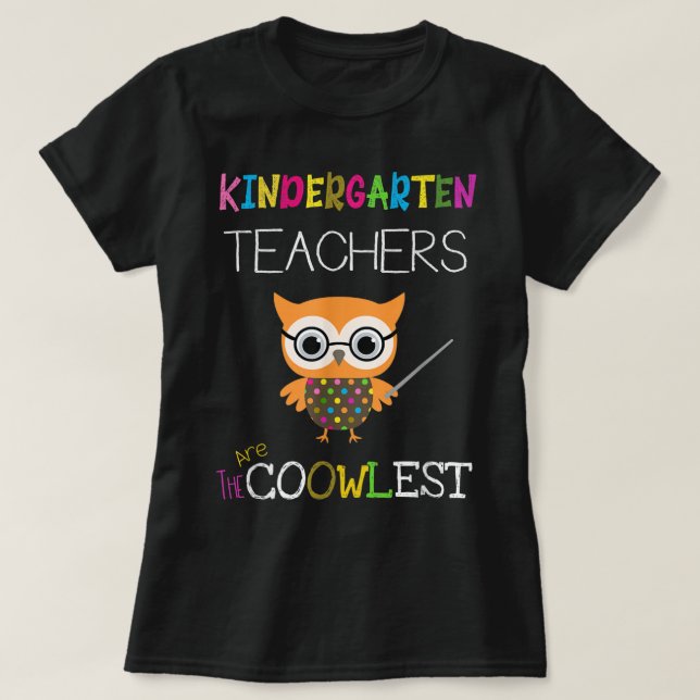 Camiseta Kindergarten Teacher Owl  (Diseño del anverso)