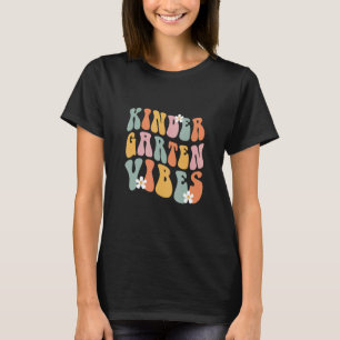 Camiseta Kindergarten Vibes Kinder Crew Retro Primer Día de