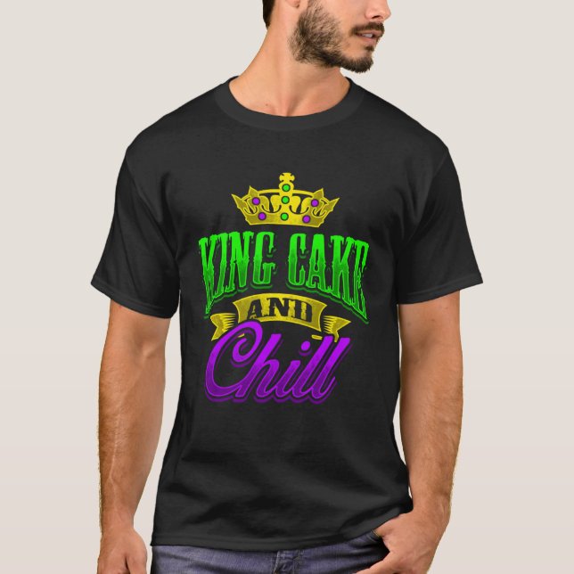 Camiseta King Cake And Chill Mardi Gras  Zulu Rex Crewe Car (Anverso)