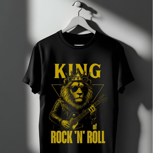 Camiseta King of Rock N Roll Lion with Crown and Guitar (Subido por el creador)