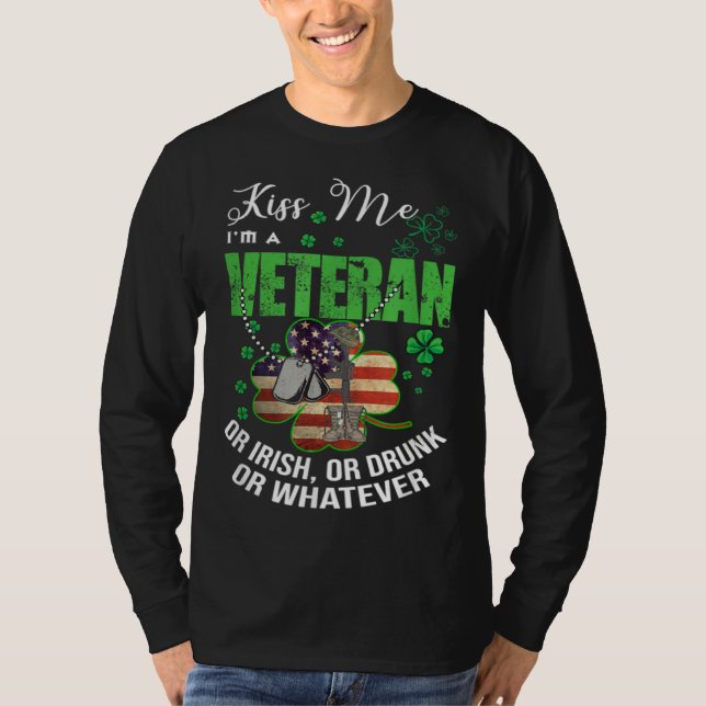 Camiseta Kiss Me I m A Veteran Irish American Shamrock Flag (Anverso)