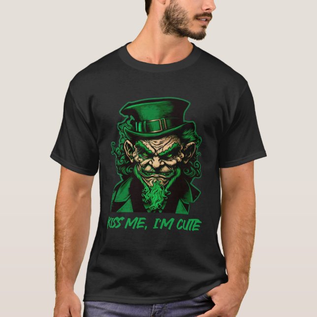 Camiseta Kiss Me I m Cute Kobold St Patricks Day Irish Lepr (Anverso)