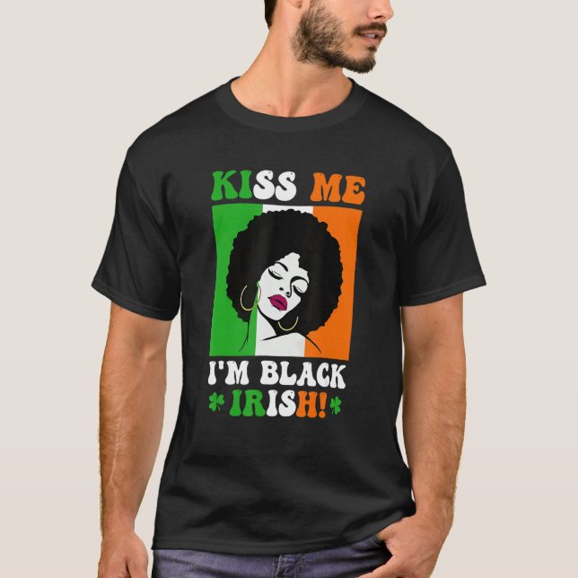 Camiseta Kiss Me I'm Black Irish St Patricks Day Black Wome (Anverso)