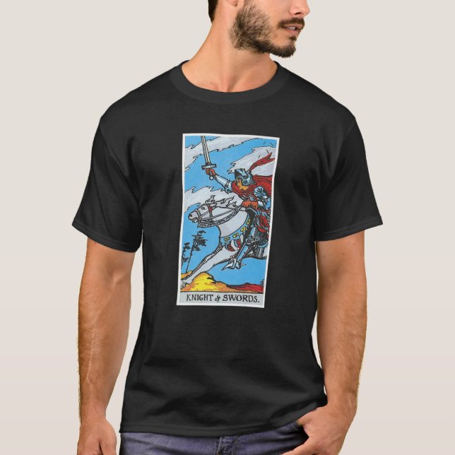 Camiseta Knight Of Swords Tarot Card Occult Beliefs Divinat (Anverso)