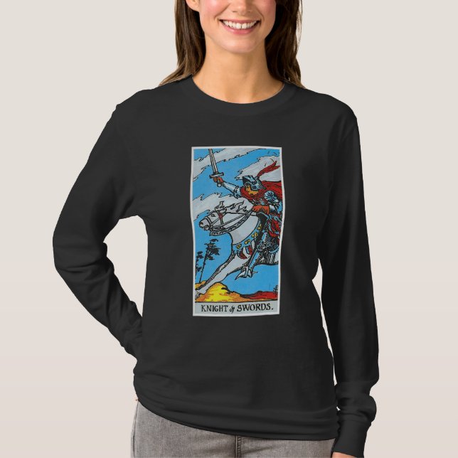 Camiseta Knight Templar Knight Of Swords Occult Tarot Card  (Anverso)
