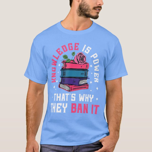 Camiseta Knowledge Is Power Book Club Librarian Read Banned (Anverso)