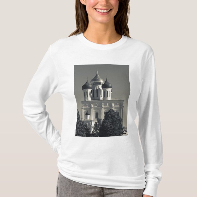 Camiseta Kremlin de Pskov y catedral de la Trinidad (Anverso)