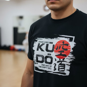 Camiseta Kudo – El Camino del Cielo Vacío Daido Juku