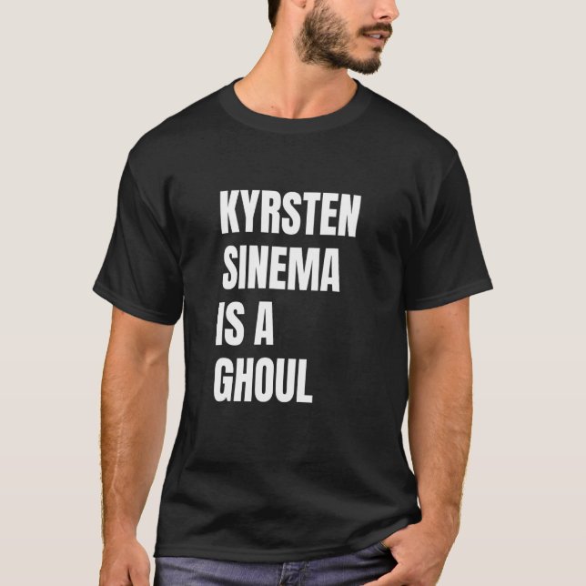 Camiseta Kyrsten Sinema es un dios político anti kirguiso (Anverso)