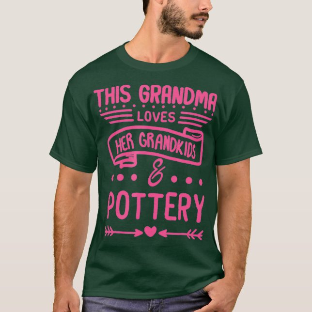 Camiseta La abuela ama a sus nietos Abuela de alfarería (Anverso)