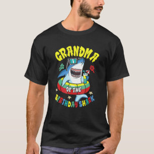 Camiseta La Abuela De La Familia Que Coincide Con El Tiburó