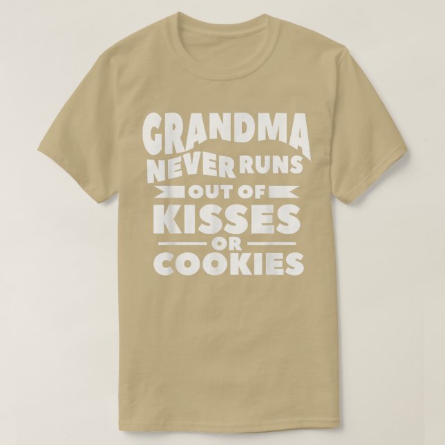 Camiseta La Abuela Nunca Se Queda Sin Besos O Galletas (Diseño del anverso)