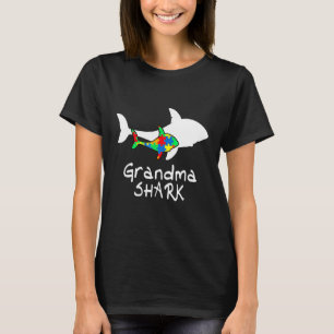 Camiseta La abuela que rompe el rompecabezas del tiburón ap