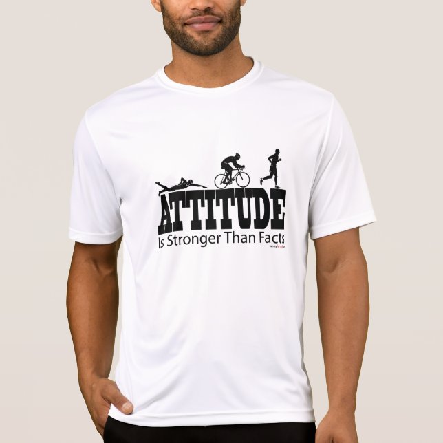 Camiseta La actitud es stonger que los hechos - Triathlon (Anverso)
