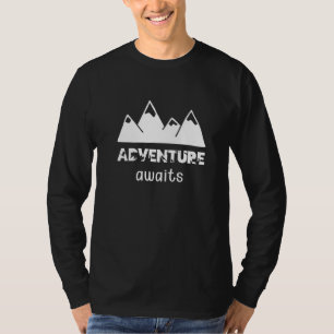 Camiseta La aventura espera la montaña de senderismo de Cam