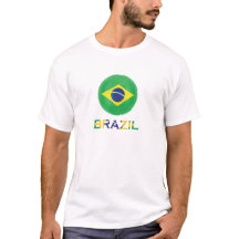 la bandera brasileña está en un fútbol | Brasil