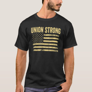Camiseta La bandera de los Estados Unidos fuerte Día del Tr