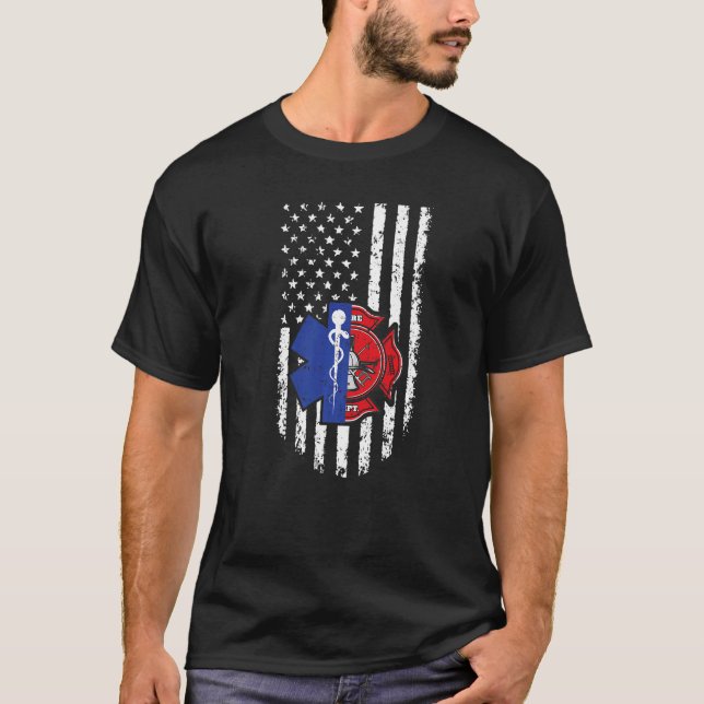 Camiseta La Bandera Estadounidense Emt Firefighter Emergenc (Anverso)
