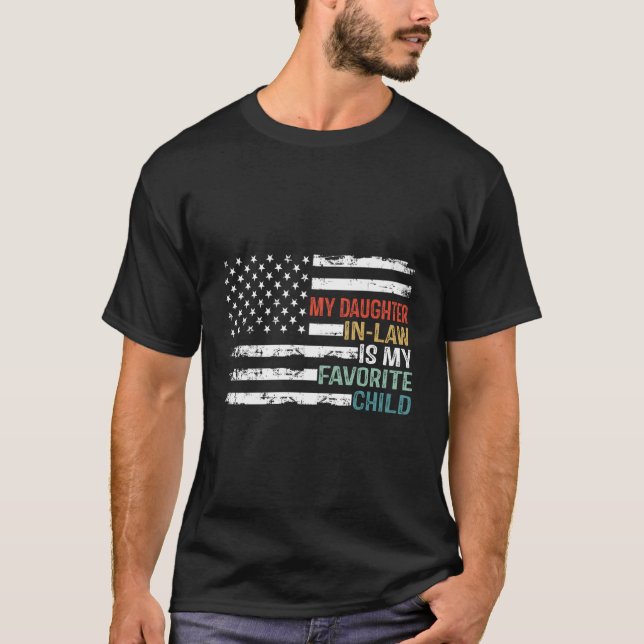 Camiseta La Bandera Estadounidense Mi Hija En La Ley Es Mi  (Anverso)
