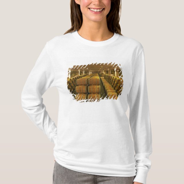Camiseta La bodega, sótano de envejecimiento en barricas -  (Anverso)