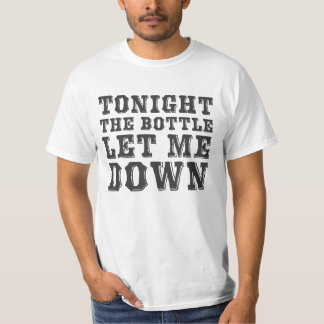 Camiseta La botella me dejó esta noche abajo de (el negro)