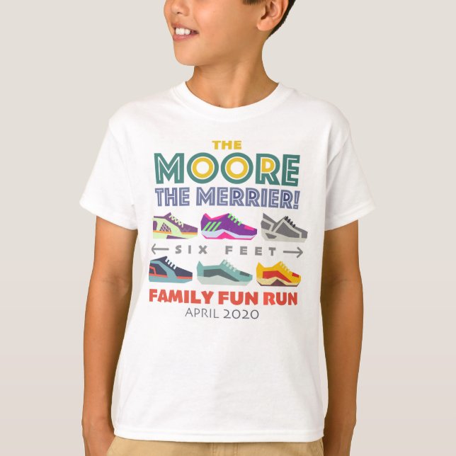 Camiseta La carrera de diversión de la familia Moore the Me (Anverso)