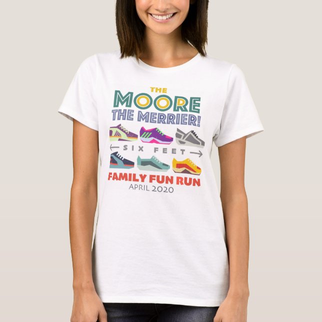 Camiseta La carrera de diversión de la familia Moore the Me (Anverso)