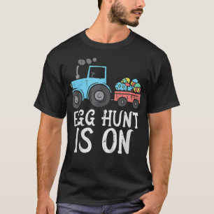 Camiseta La Caza De Huevos Para Niños Está En Tractor Eggs