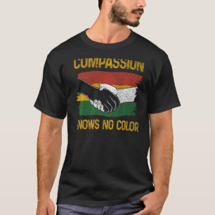 Camiseta La compasión no conoce ningún color de la historia