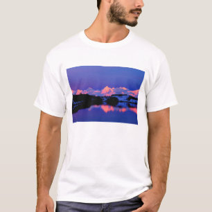 Camiseta La cordillera de Alaska es adyacente al Mt. Denali